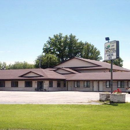 Dutch Country Inn Kalona Esterno foto